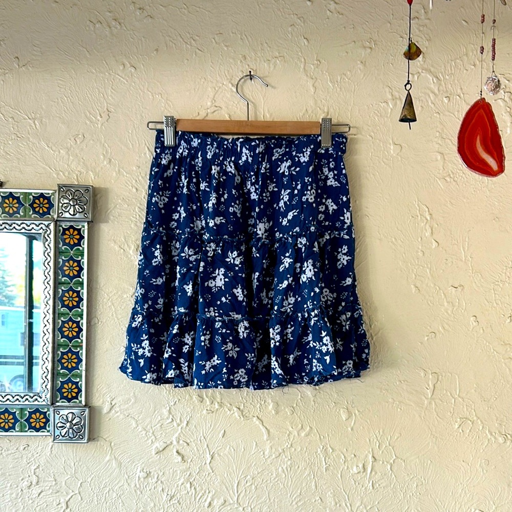 Ana Christina Blue Ruffle Skirt size Small